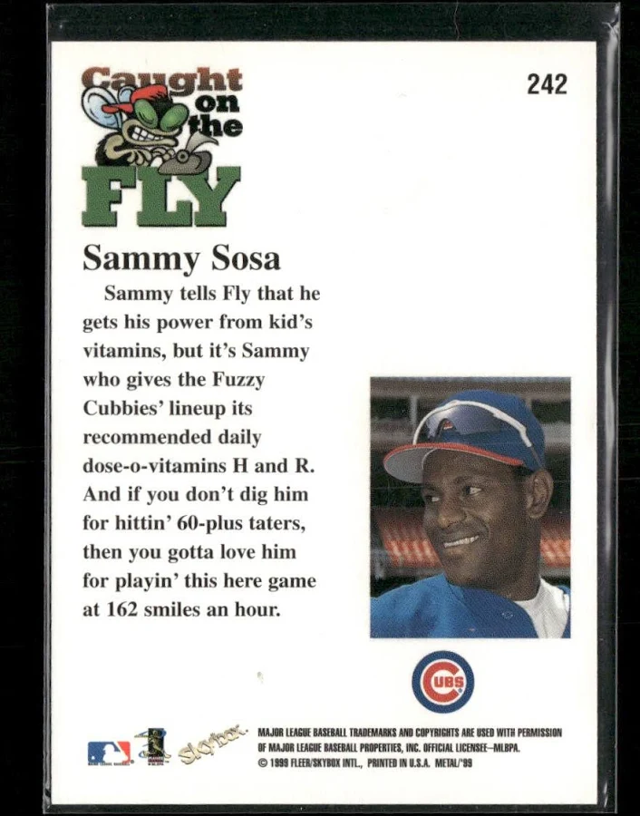 1999 Fleer Metal Universe Caught on the Fly Sammy Sosa Baseball Card #242
