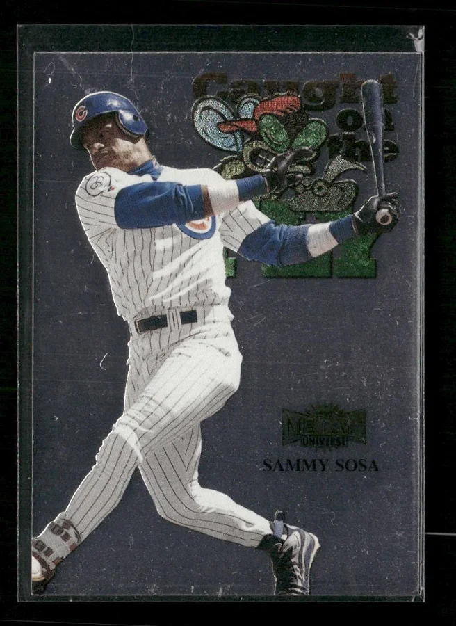1999 Fleer Metal Universe Caught on the Fly Sammy Sosa Baseball Card #242